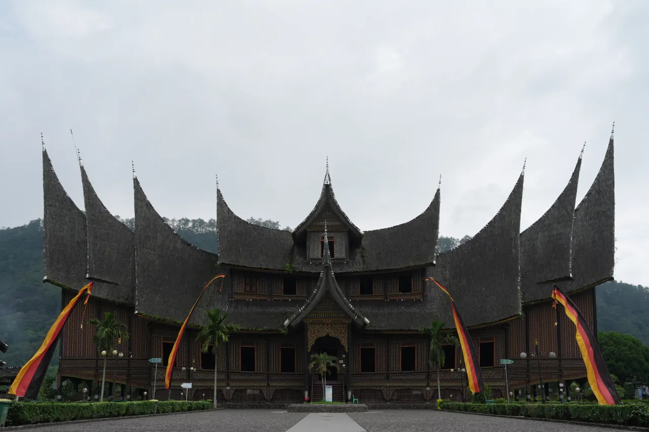 Istana Basa Pagaruyung — Minangkabau royal palace, West Sumatra